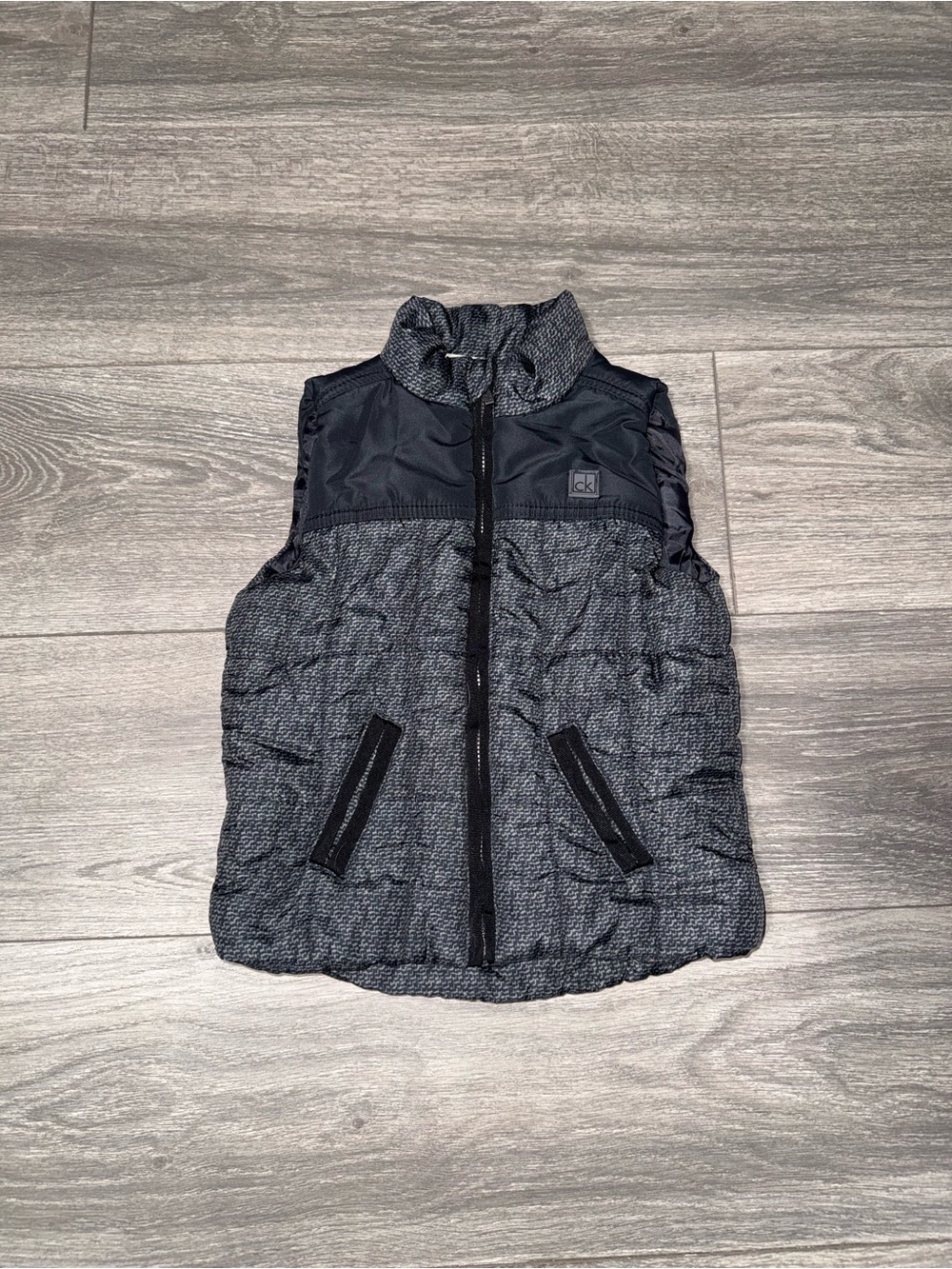 Calvin Klein Unisex 2T Quilted Navy and Gray Puffer Vest